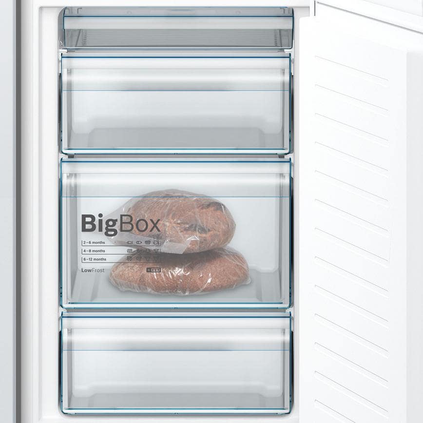 HBH6203 Bosch KIV85VSF0G Integrated 50 50 White Fridge Freezer Cameo 2