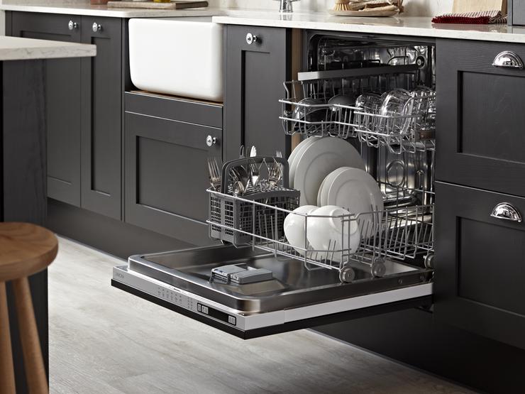 Lamona White Integrated Dishwasher