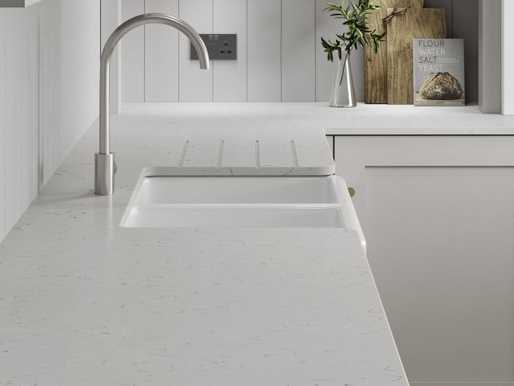 Lyskam White 20mm Quartz Worktop