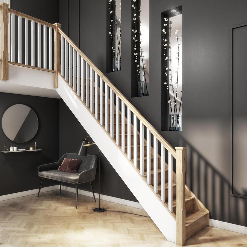 Chamfered Newel paired with Square Spindles