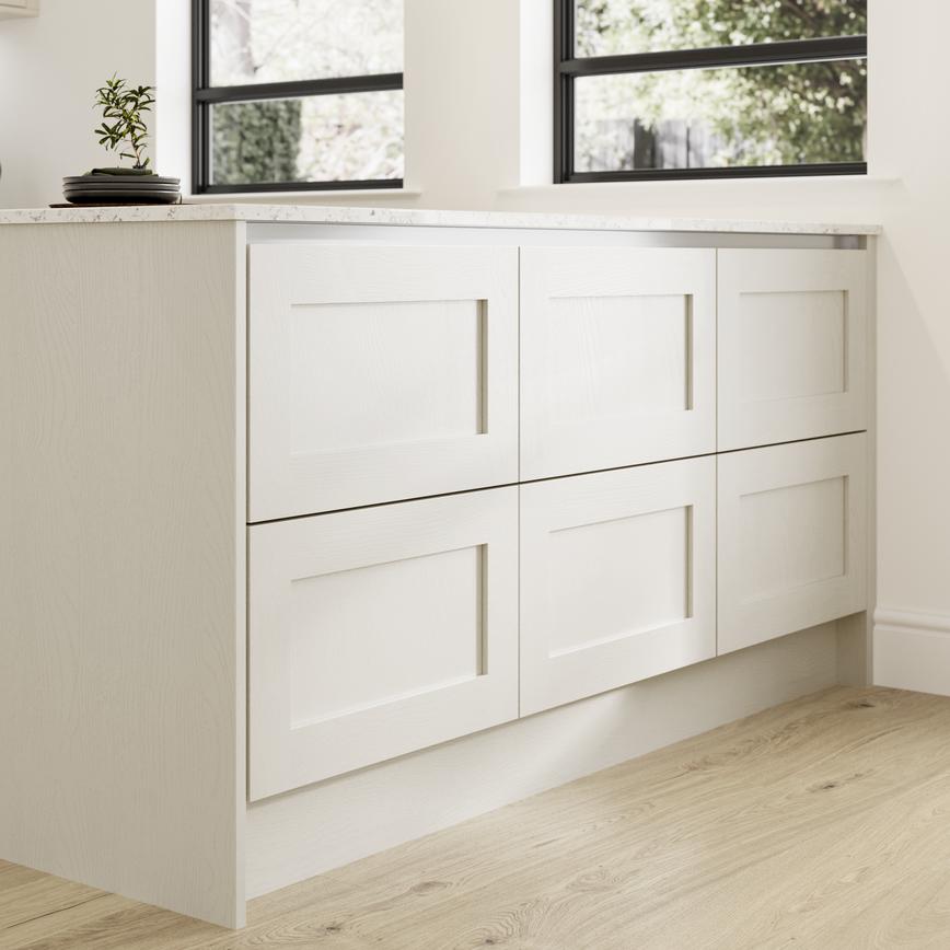 chilcomb porcelain handleless island