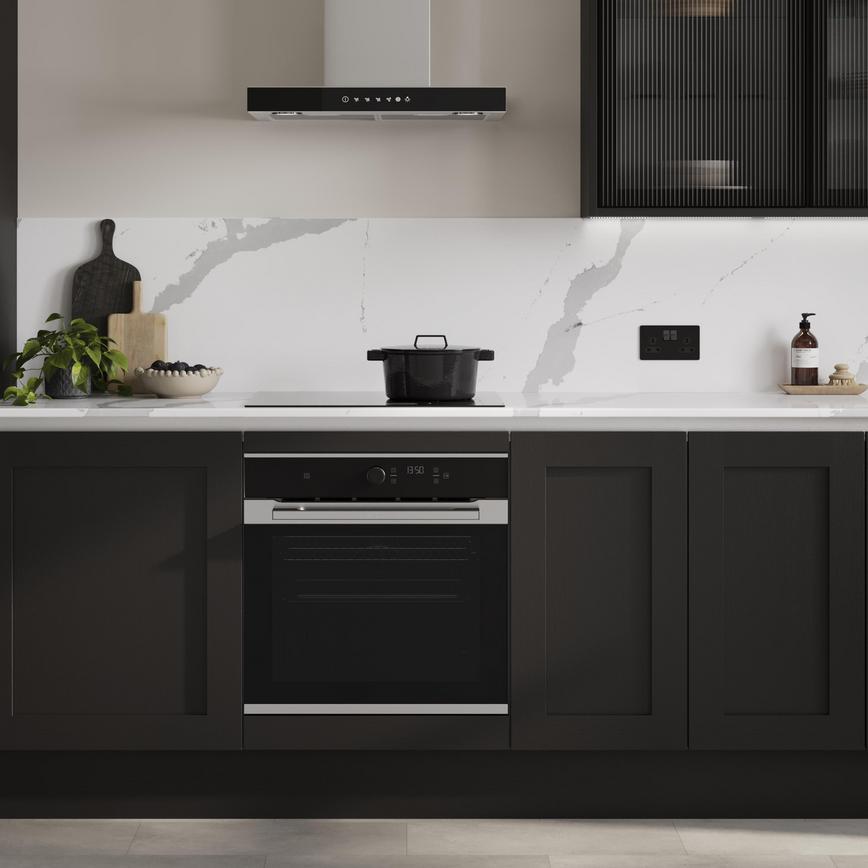 Chilcomb Black Handleless Appliances