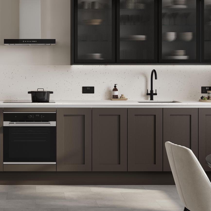 Chilcomb Truffle Handleless Bank of Frontals