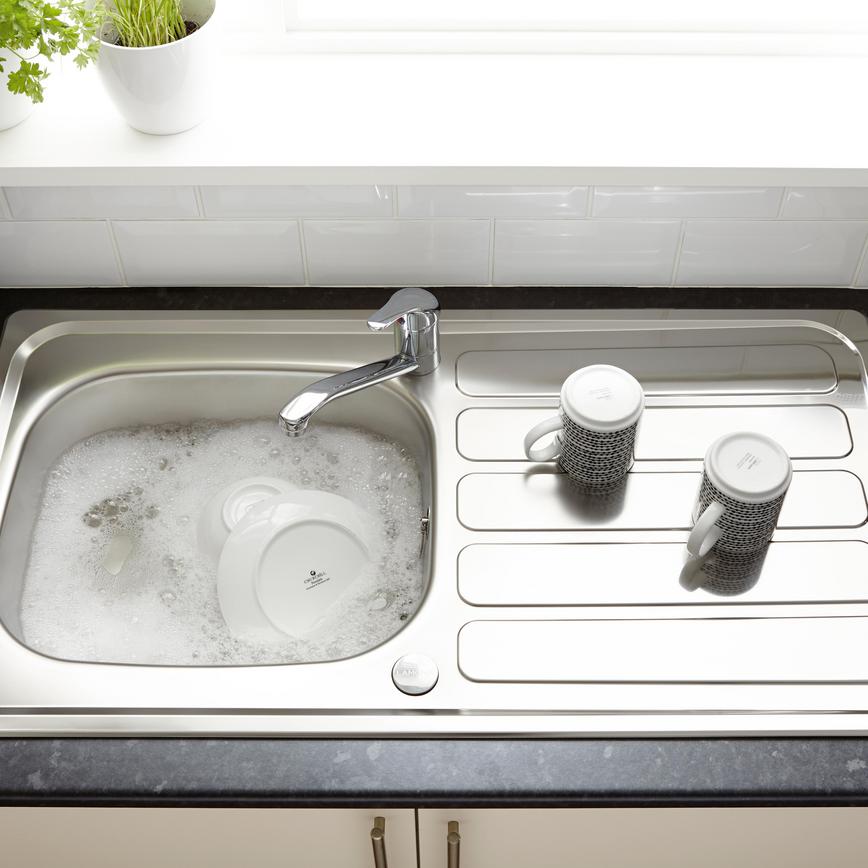 Lamona Drayton Single Bowl Sink and Lamona Arno tap