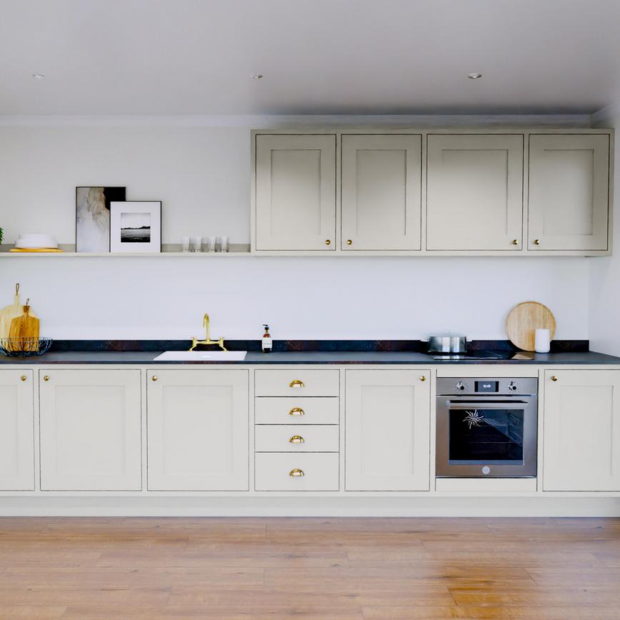 Chilcomb Inframe Porcelain Single Wall Kitchen