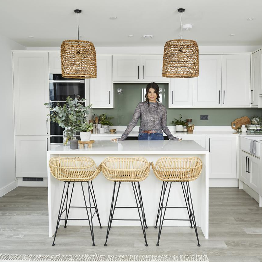 Kitchen Makeovers - Lamona